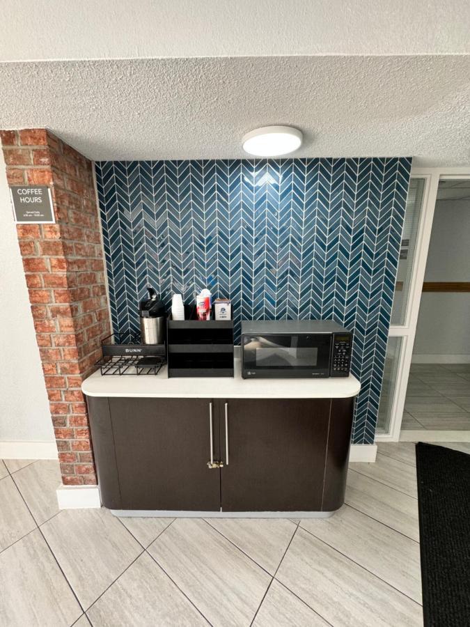 Studio 6 Suites East Syracuse Airport 외부 사진